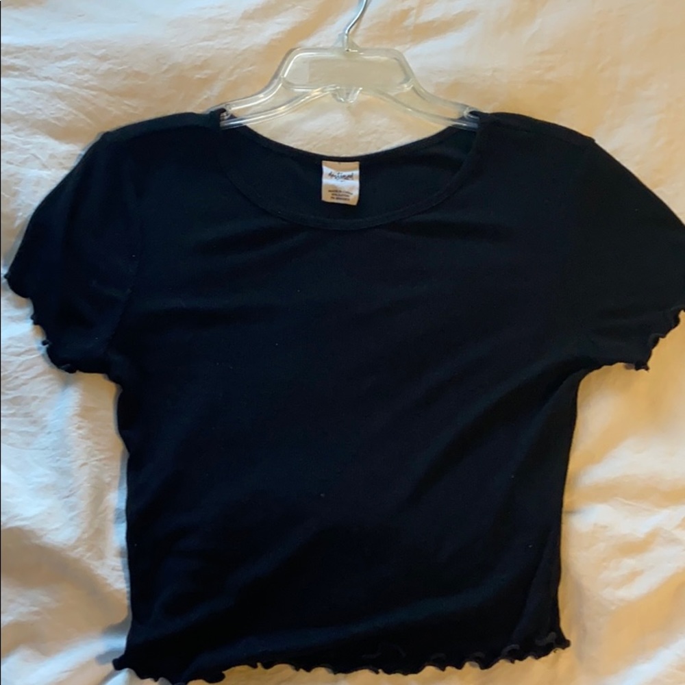 Cropped Scalloped Tee from Tilly’s